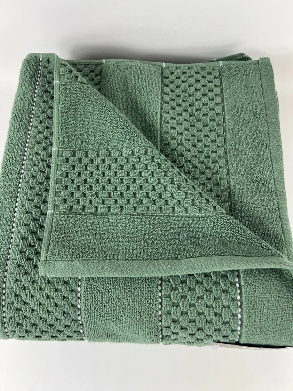 DKNY Sage Green Textured Cotton Bath Towels - Set of 2 NEW